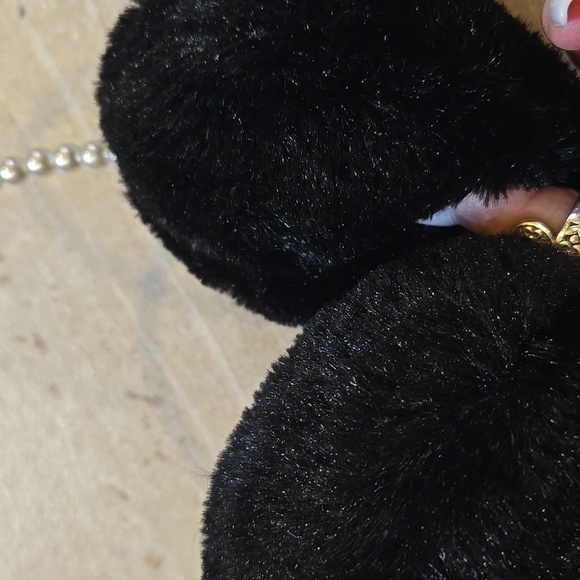 Stylish Faux Pearl Accent Black Earmuffs - Picture 5 of 5